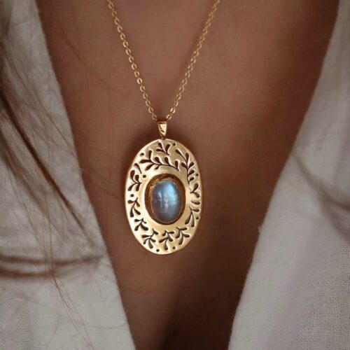 Grand pendentif végétal et pierre de lune
