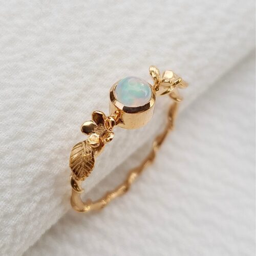 Bague marguerites et opale