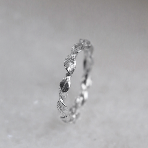 Bague feuilles gravées en argent 925