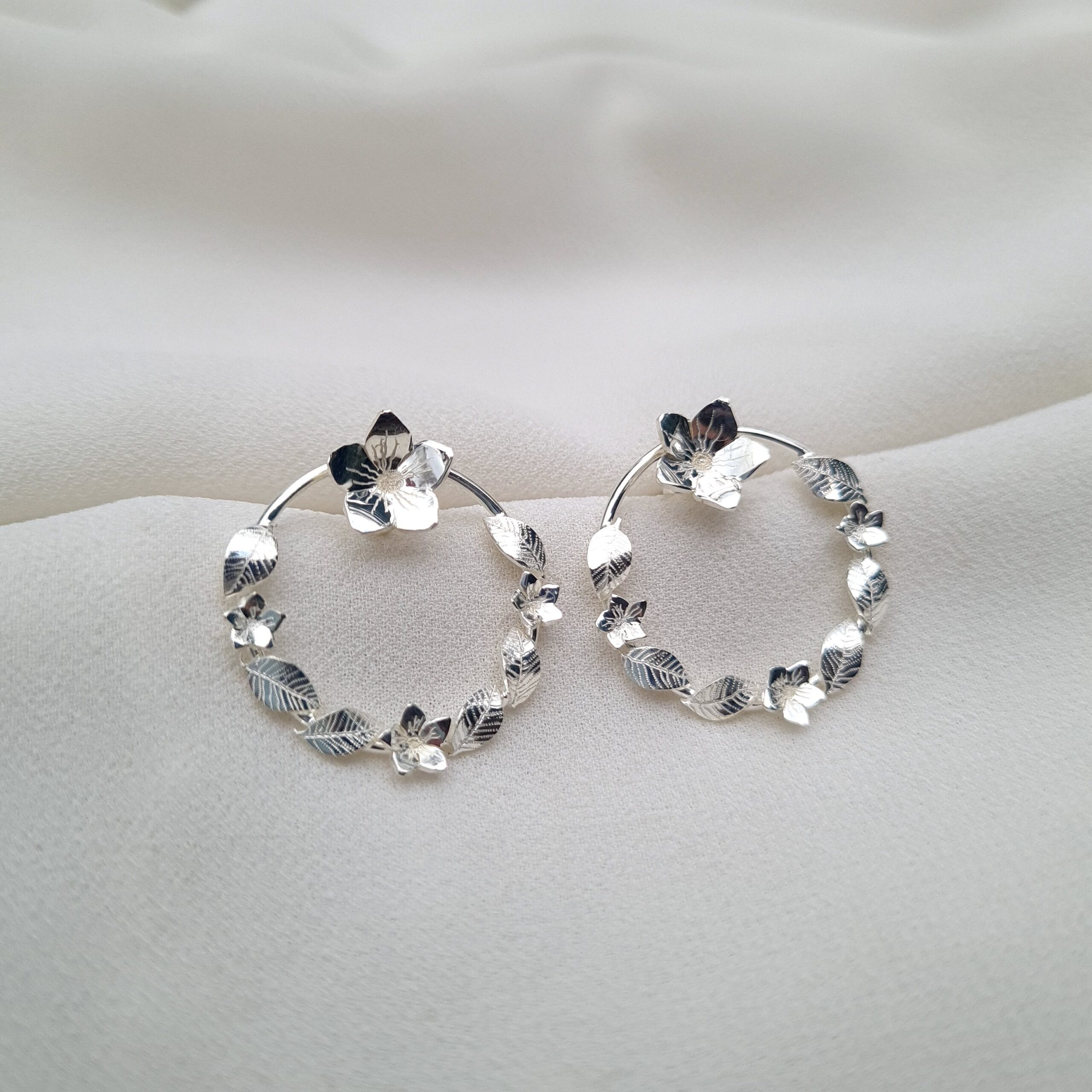 Boucles d'oreilles Violettes deux en une en argent 925