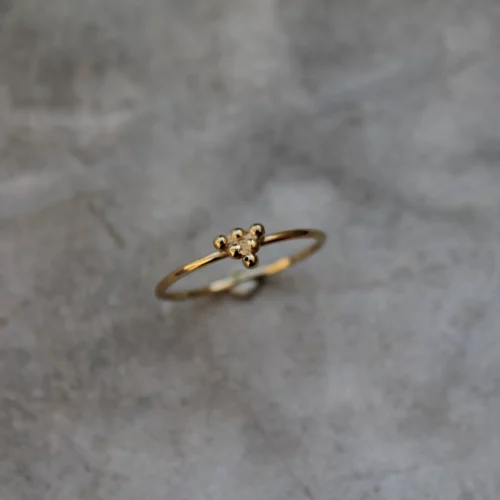 Bague triangle