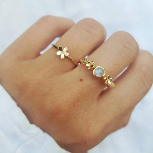 Bague marguerites et pierre de lune