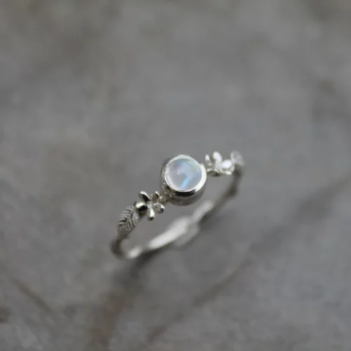 Bague marguerites et pierre de lune en argent 925
