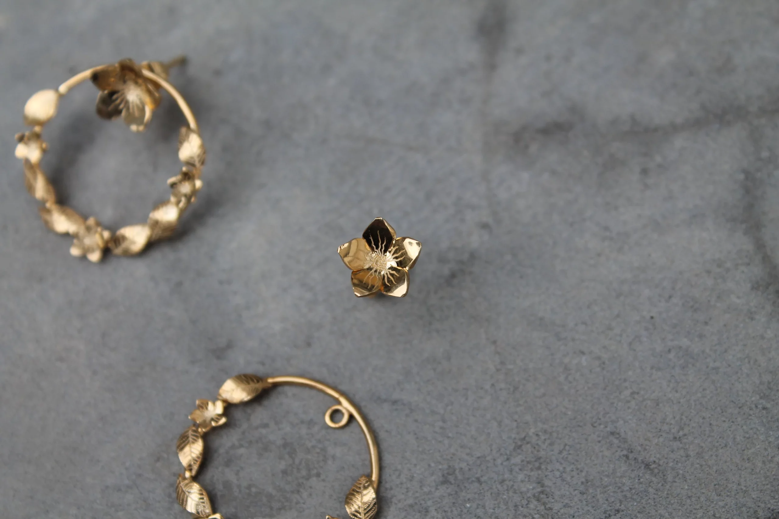 Boucles d'oreilles Violettes deux en une – Image 9