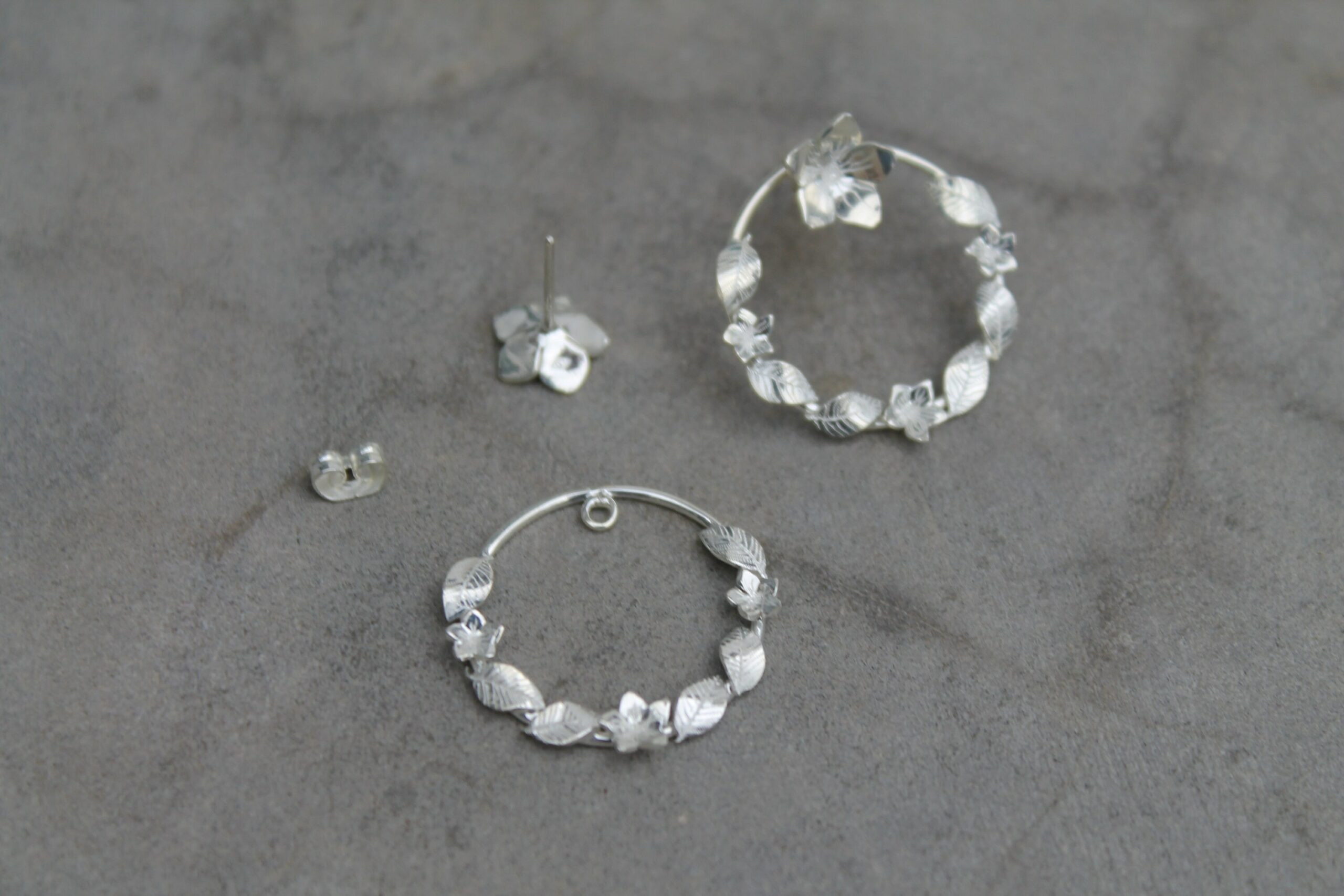 Boucles d'oreilles Violettes deux en une en argent 925 – Image 5