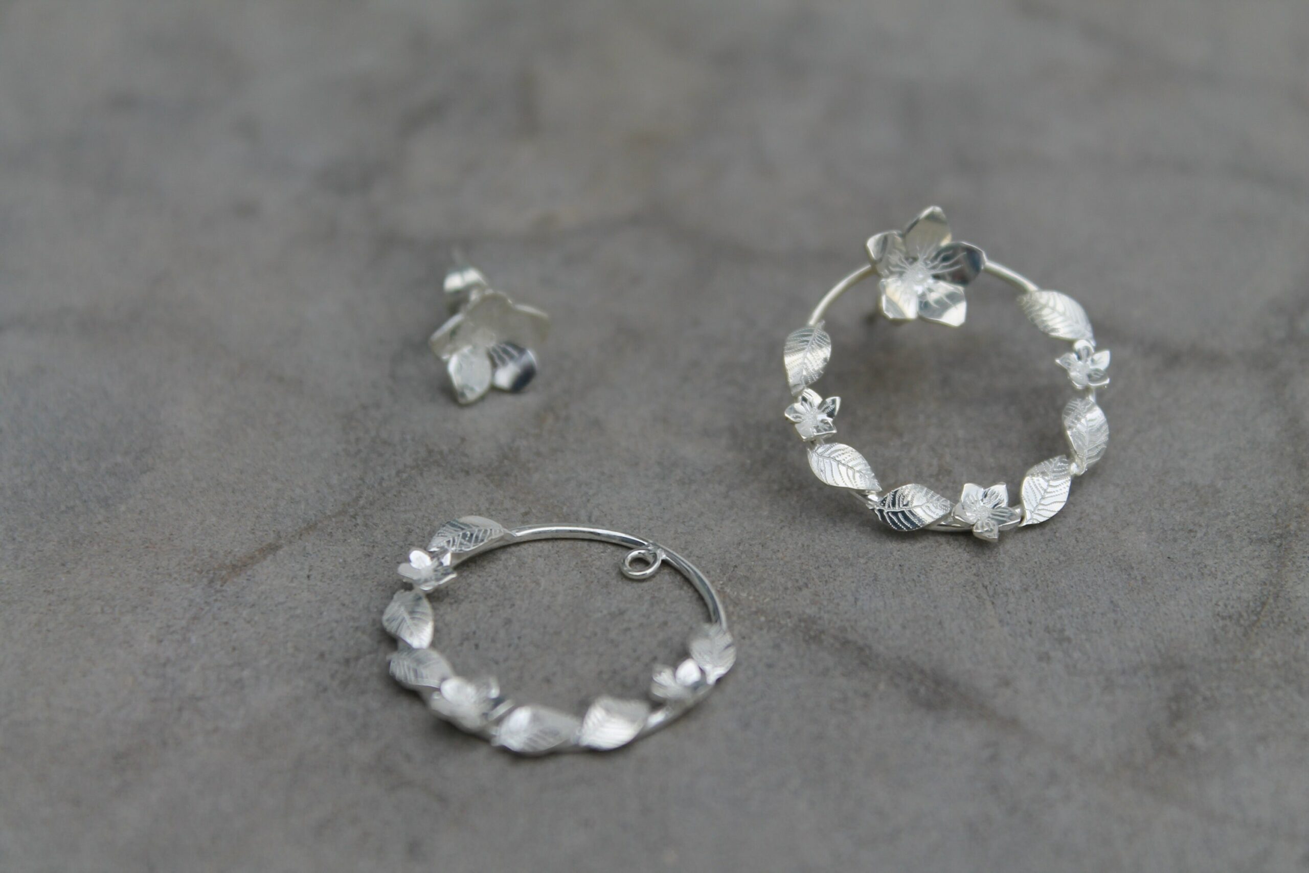 Boucles d'oreilles Violettes deux en une en argent 925 – Image 7