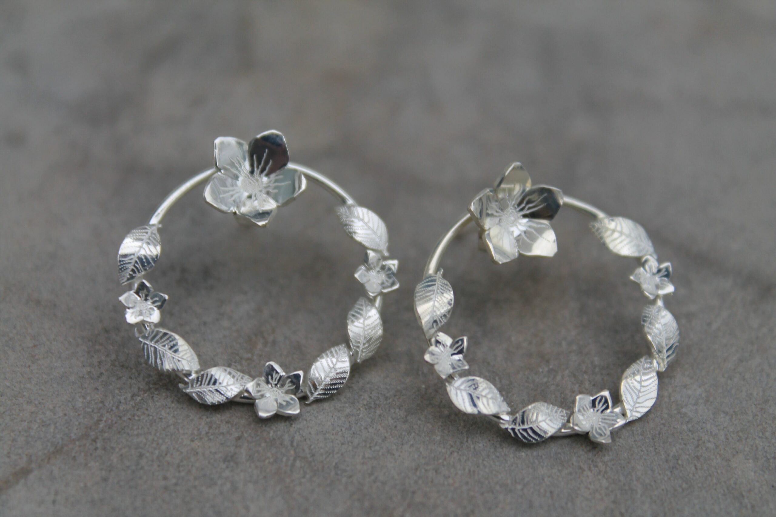 Boucles d'oreilles Violettes deux en une en argent 925 – Image 4