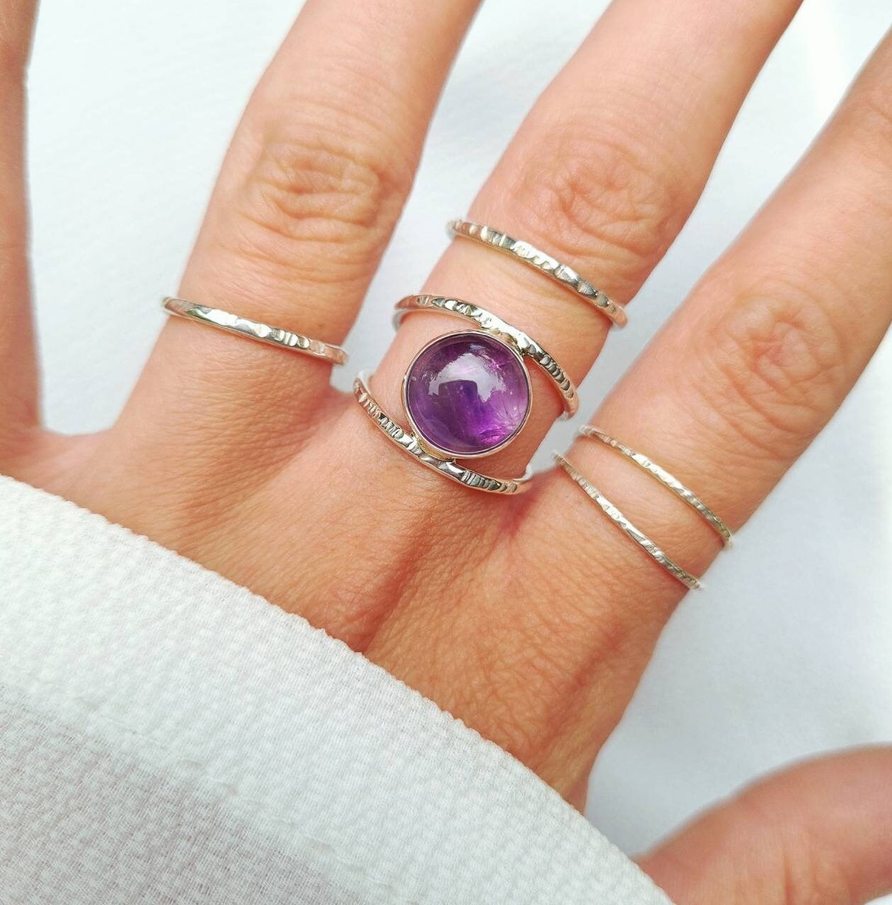 Bague martelée et améthyste en argent 925 – Image 3