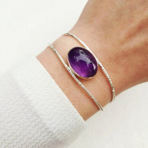 Bracelet martelé et améthyste en argent 925