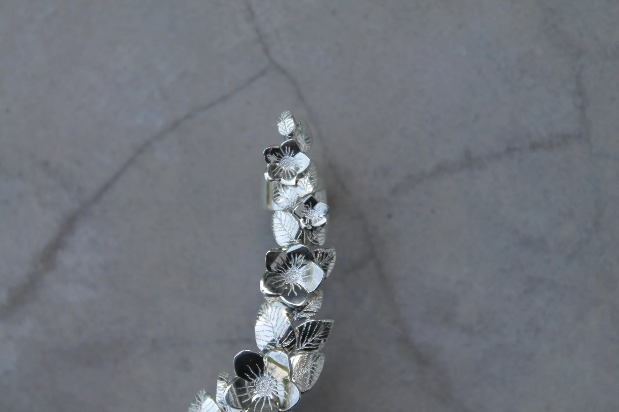 Bijou d'oreille Violette en argent 925 – Image 5