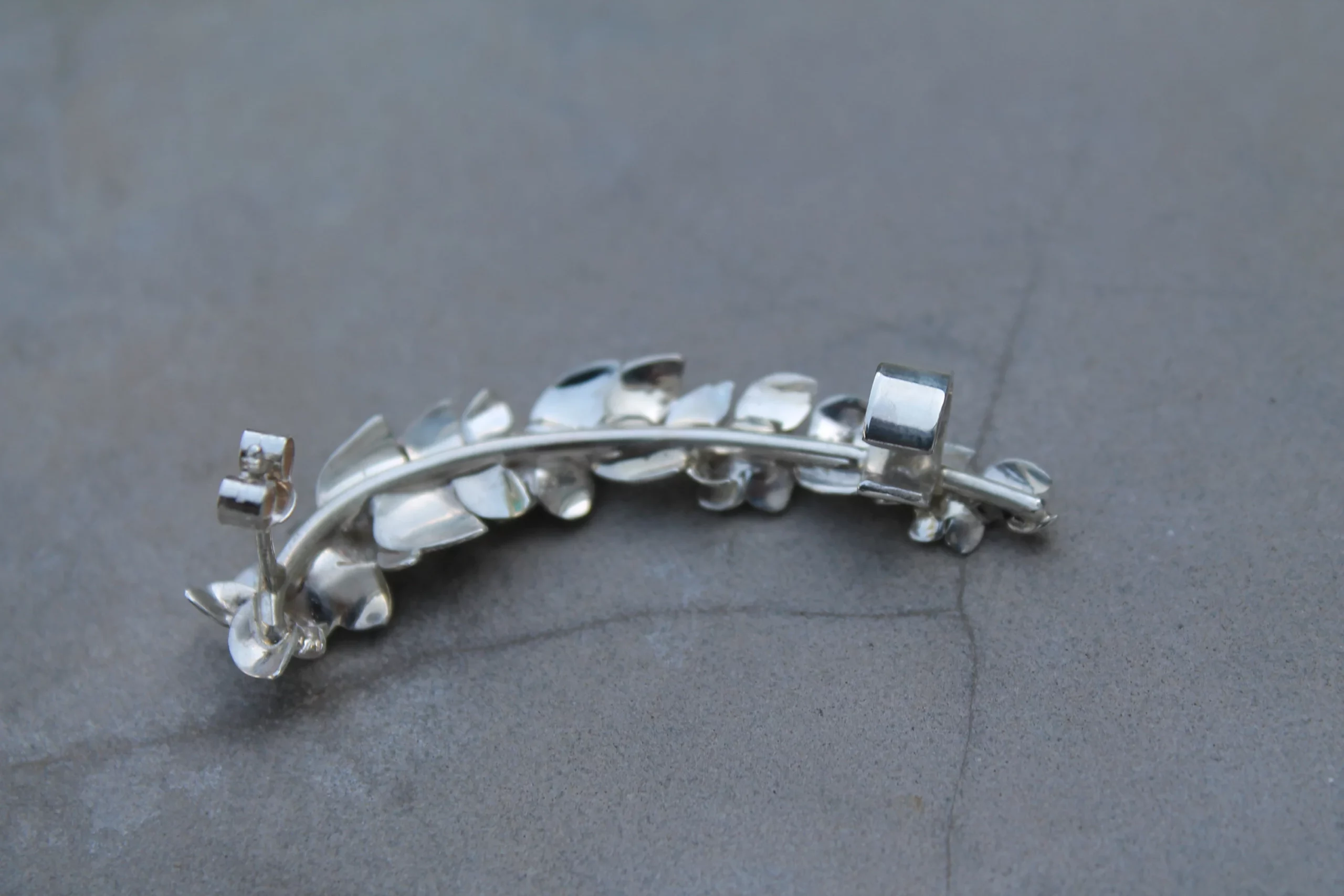Bijou d'oreille Violette en argent 925 – Image 3