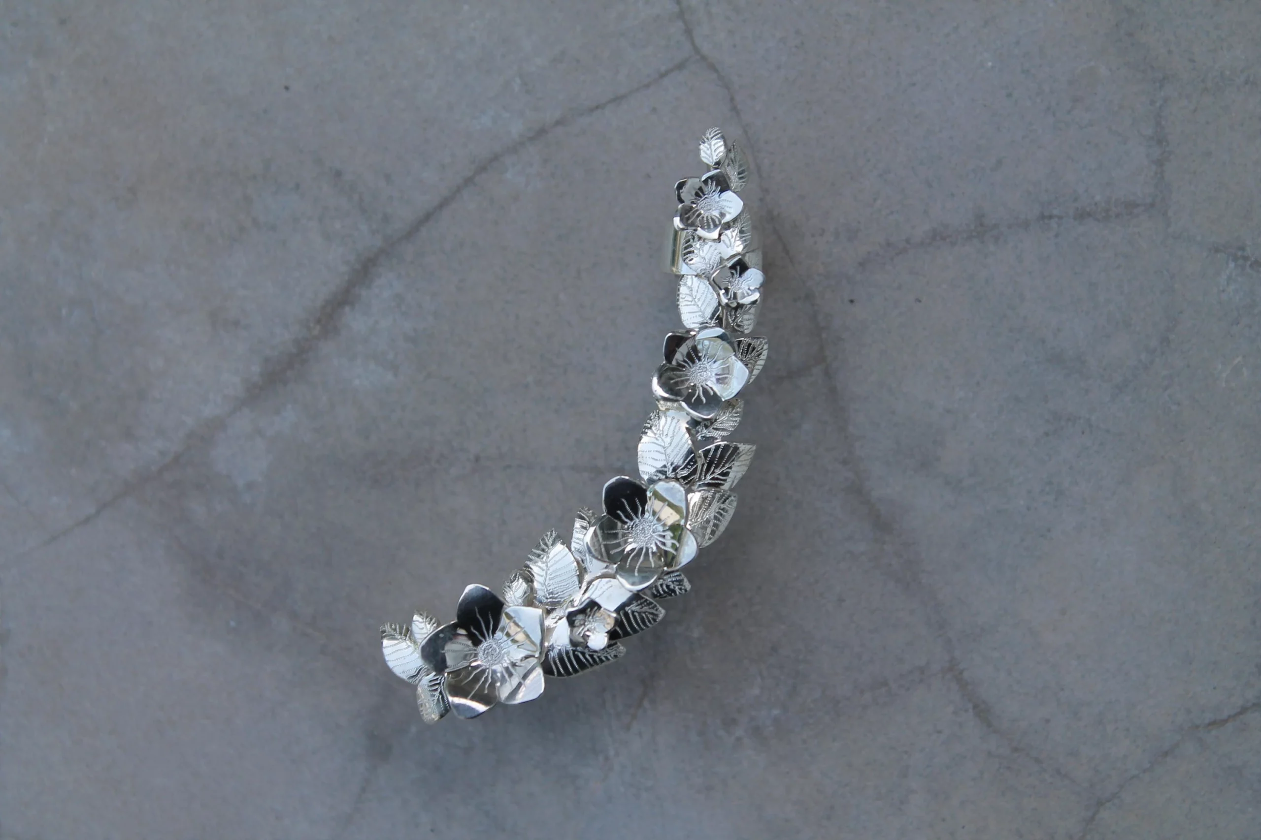Bijou d'oreille Violette en argent 925 – Image 2