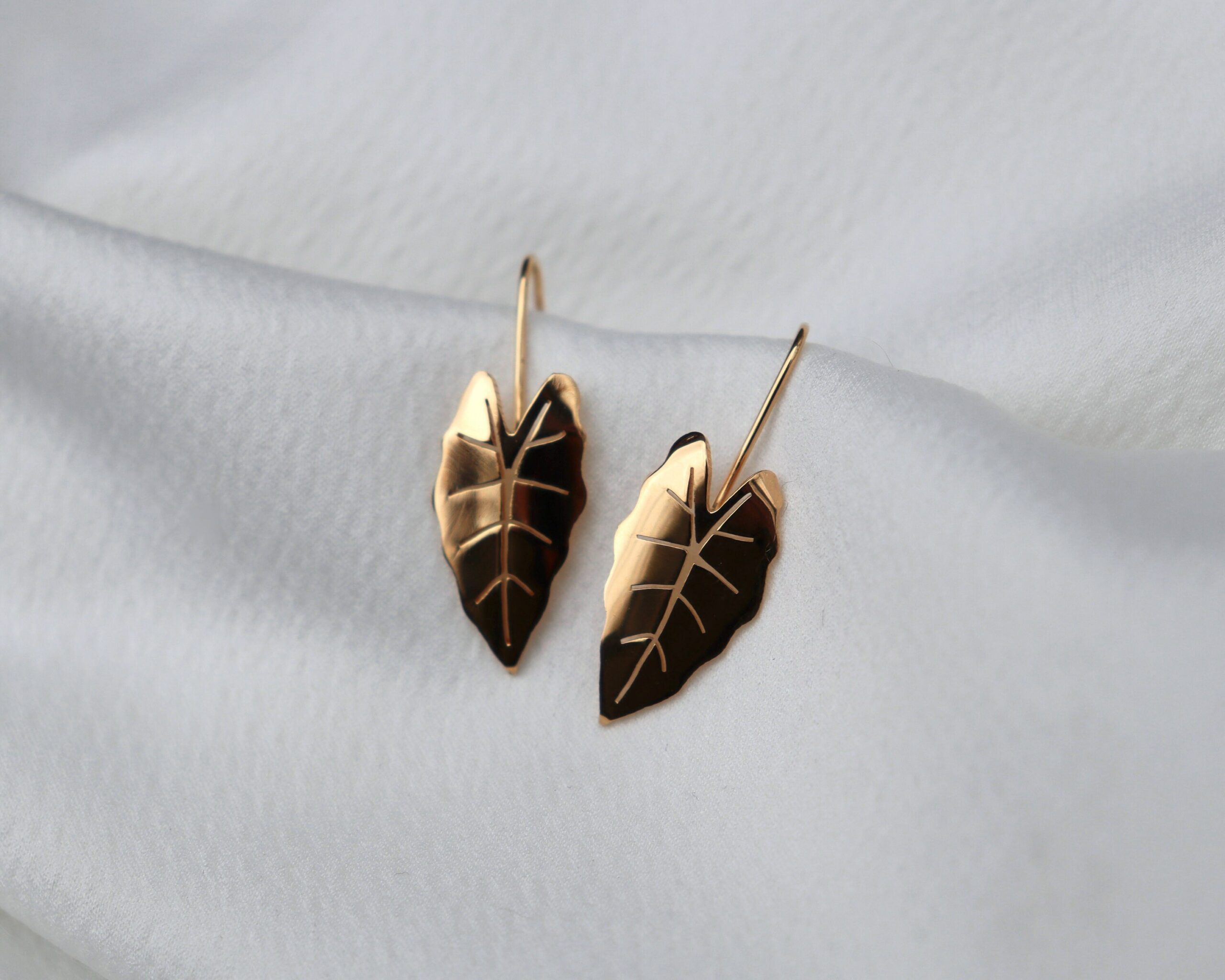 Boucles d'oreilles alocasia – Image 5